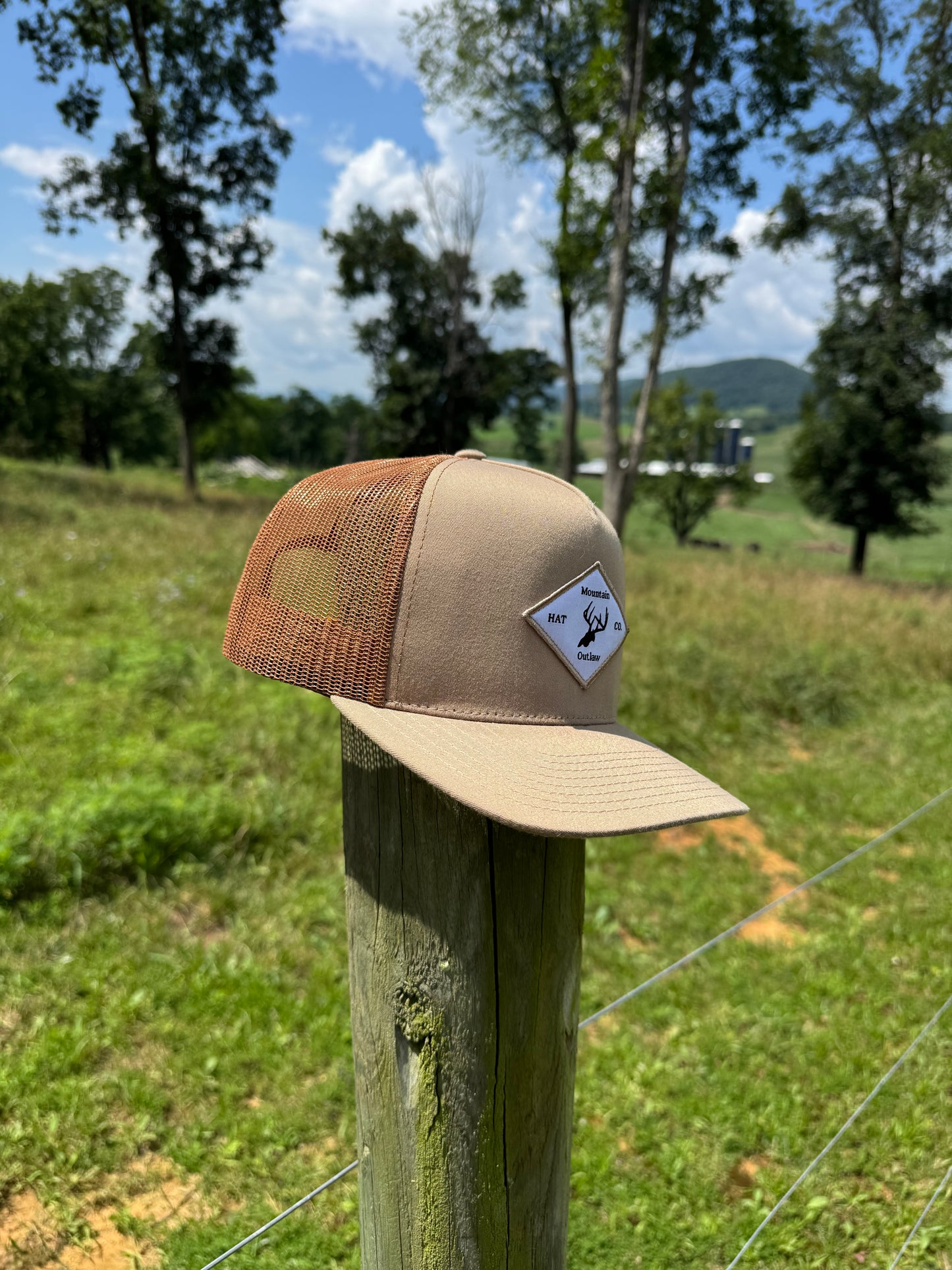 Tan/brown 5 panel SnapBack