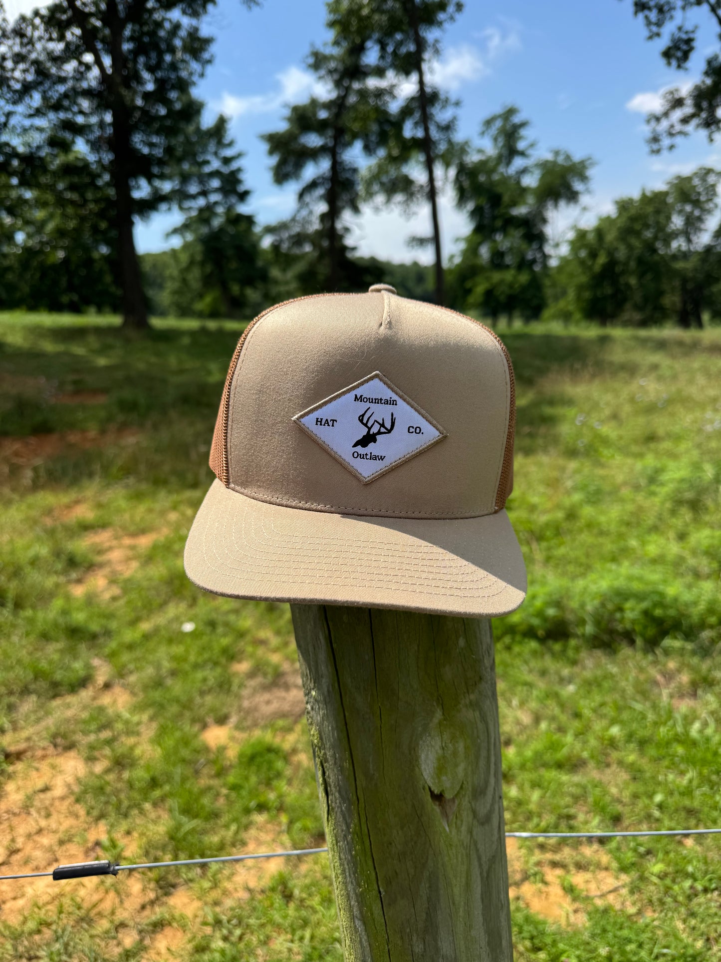 Tan/brown 5 panel SnapBack