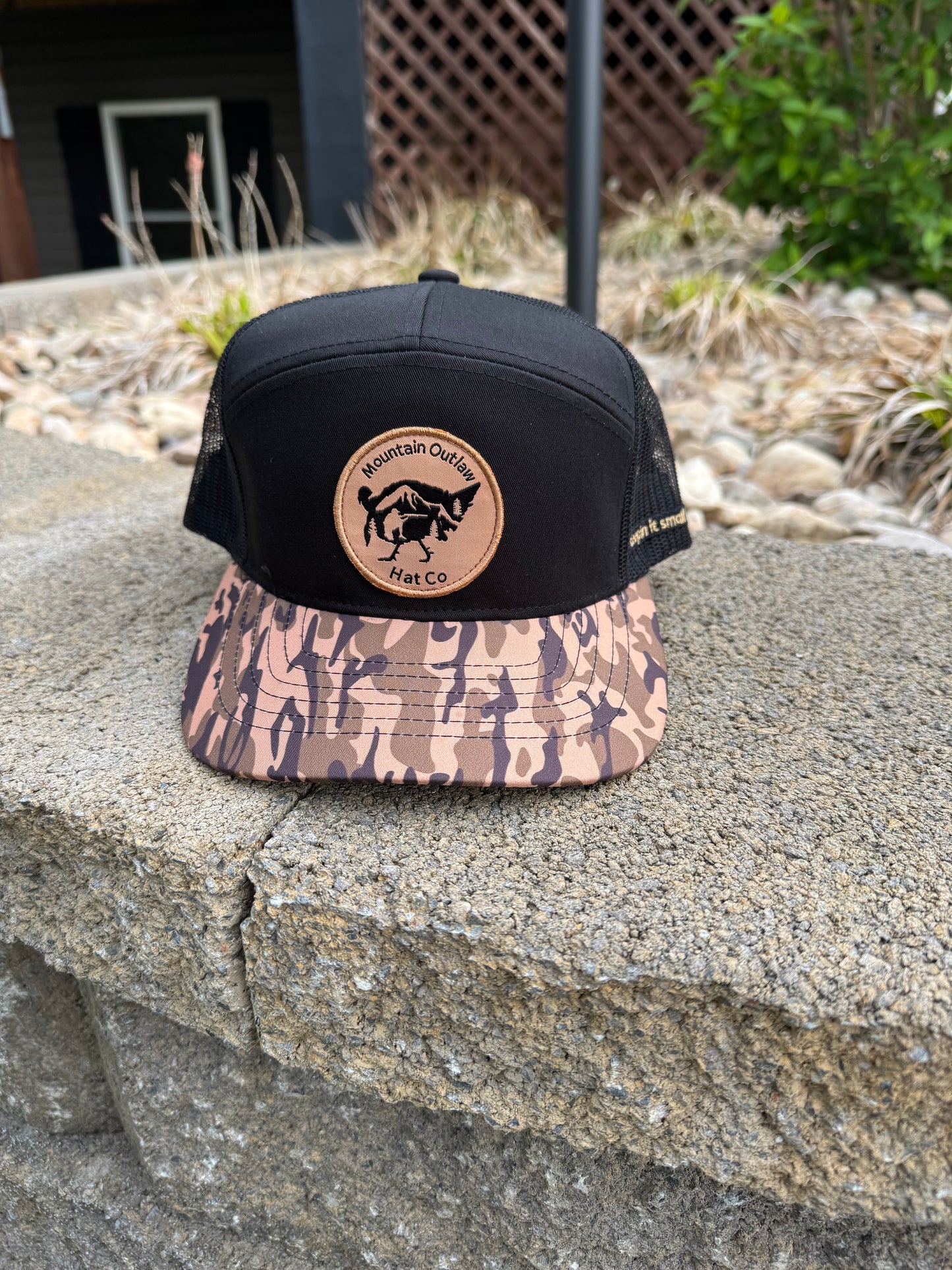 Brown camo/black 7 panel