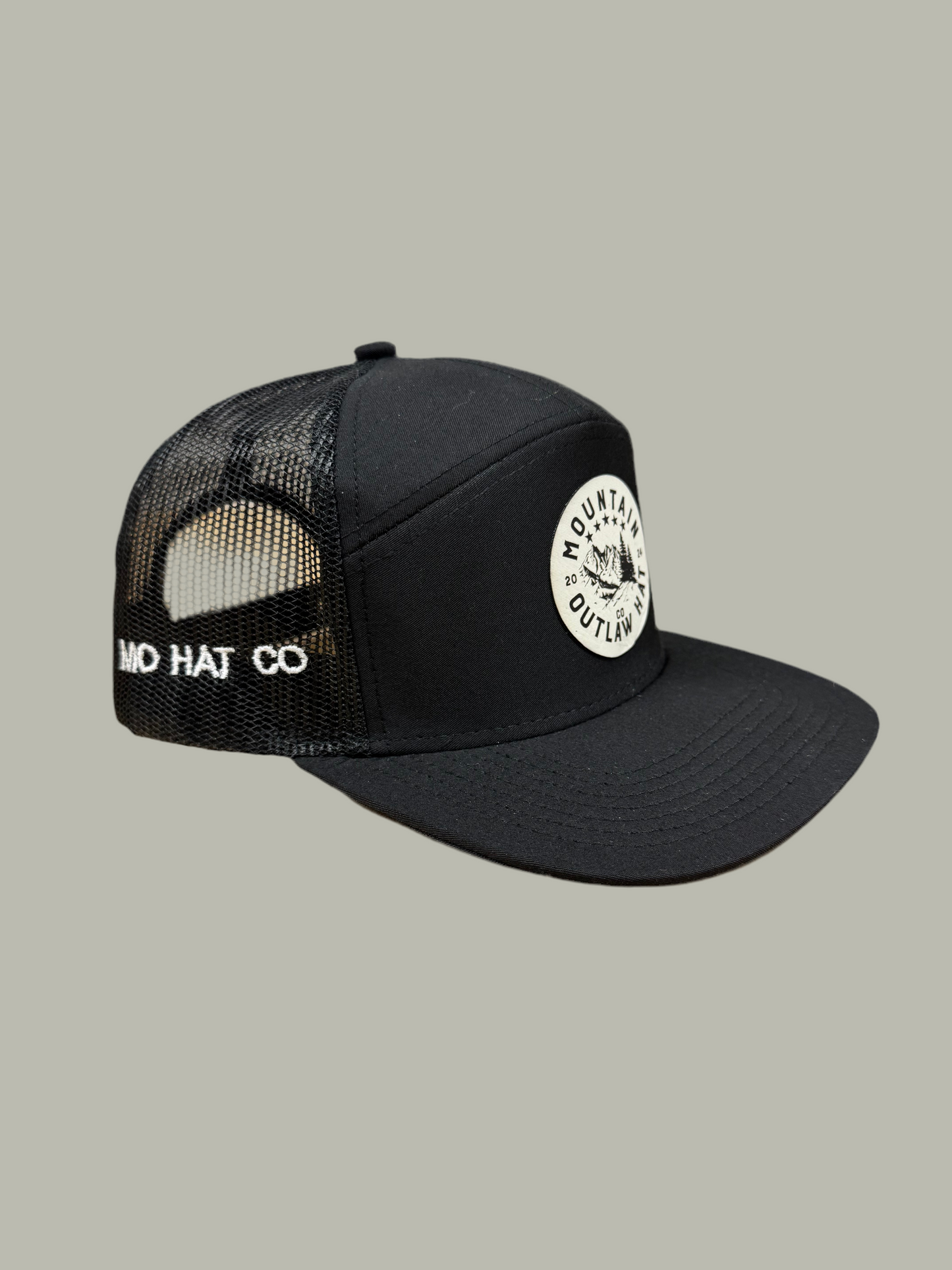 Solid black SnapBack